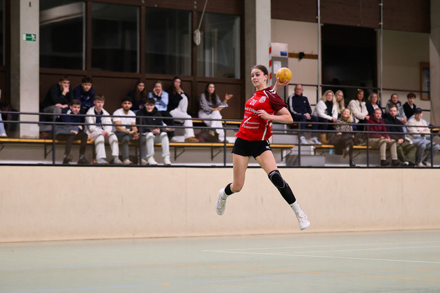 Handball I Damen I Saison 2025-2026 I Verbandsliga Süd I HSG Kalkberg 06 - MTV Dänischenhagen I 14.12.2025.48 | Julia Dütschke (20, MTV Dänischenhagen) - Realisiert mit Pictrs.com