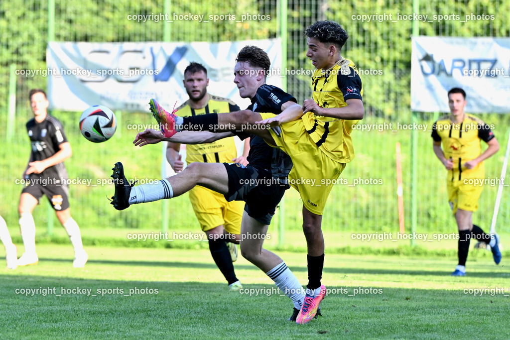 SV Arnoldstein vs. URC Thal Assling | #11 Mohamed Oumghar SV Arnoldstein, #20 Lorenz Sebastian Blassnig Thal Assling, SV Arnoldstein vs. URC Thal Assling, SV Arnoldstein vs. URC Thal Assling am 09.08.2025 in Arnoldstein (Waldparkstadion Arnoldstein), Austria, (Photo by Bernd Stefan)