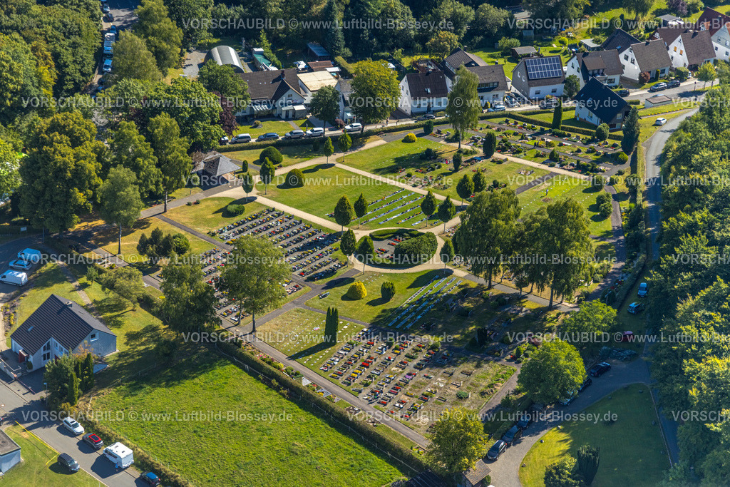 Wenden250811996 | Luftbild, Friedhof Wenden, Sauerland, Nordrhein-Westfalen, Deutschland