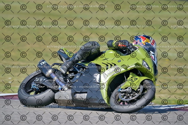 26BT02-0259 | markuskiefer.com - Realisiert mit Pictrs.com