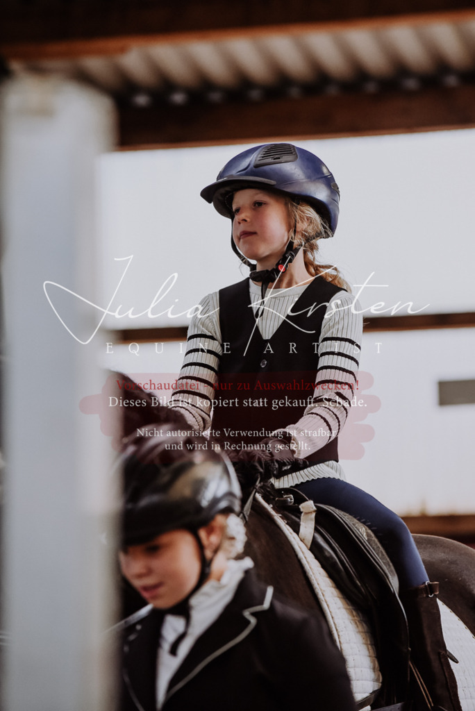 DSC_6849 | Pferde- und Turnierfotografie in Westsachsen. Pferdeportraits, Auftragszeichnungen und intuitive Kunst.