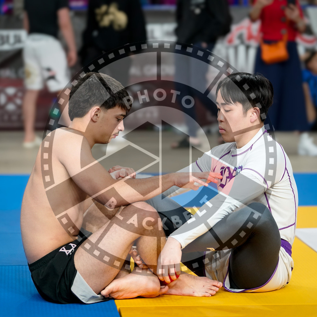 20250518PBB1509 | Athletes compete during the second day of the ADCC Amateur World Championship on May 18, 2025 in Warsaw, Poland. © Chiara Dazi / photoblackbelt