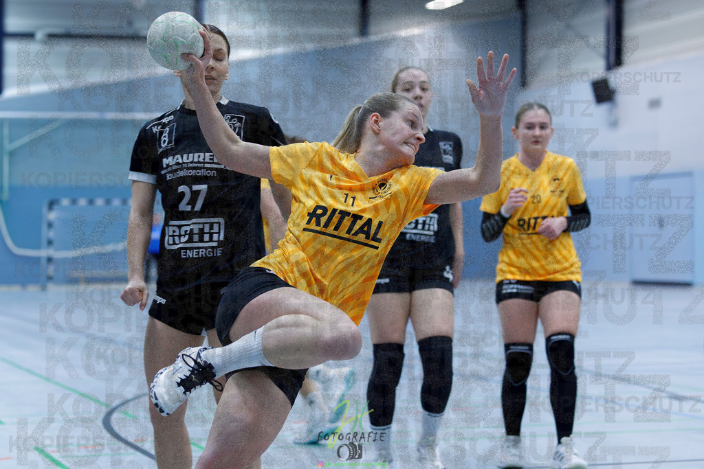 Handball Frauen Oberliga Mitte, HSG Eibelshausen/Ewersbach - HSG Lumdatal | Handball Frauen Oberliga Mitte, HSG Eibelshausen/Ewersbach - HSG Lumdatal am 21.02.2026 in Dietzhölztal-Steinbrücken (Sporthalle am Hammerweiher)Photo © 2026 - Jörg Heinrich - Realisiert mit Pictrs.com