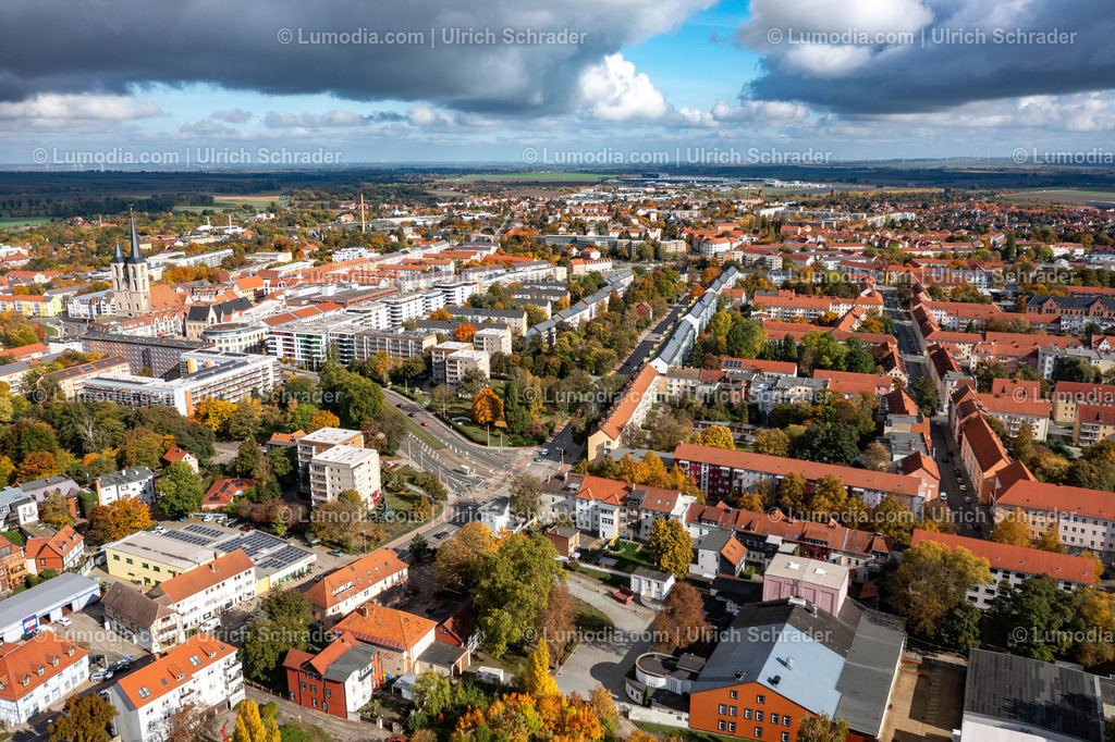 10049-52161 - Blick auf Halberstadt | Stockfoto und Bilderpool mit Bildmaterial aus Deutschland, dem Harz, Halberstadt, Quedlinburg, Wernigerode und weltweit. Qualitativ hochwertige und professionelle Fotos anschauen und kaufen. - Realisiert mit Pictrs.com
