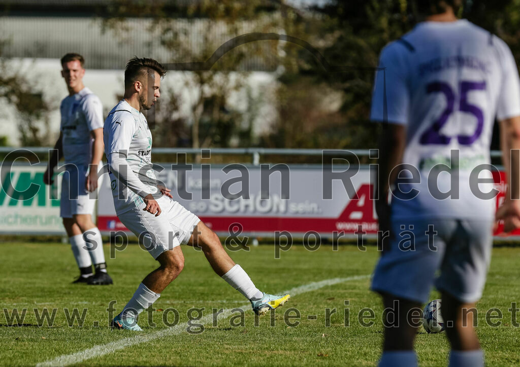2023-10-22_063_SpVgg_Eichenkofen_gegen_SpVgg_Altenerding_II | Erding, Deutschland, 22.10.2023:
Fußball, A-Klasse 2023 / 2024, 12. Spieltag, SpVgg Eichenkofen gegen SpVgg Altenerding II, Endergebnis: 3:1

+a23+

Foto: Christian Riedel / fotografie-riedel.net