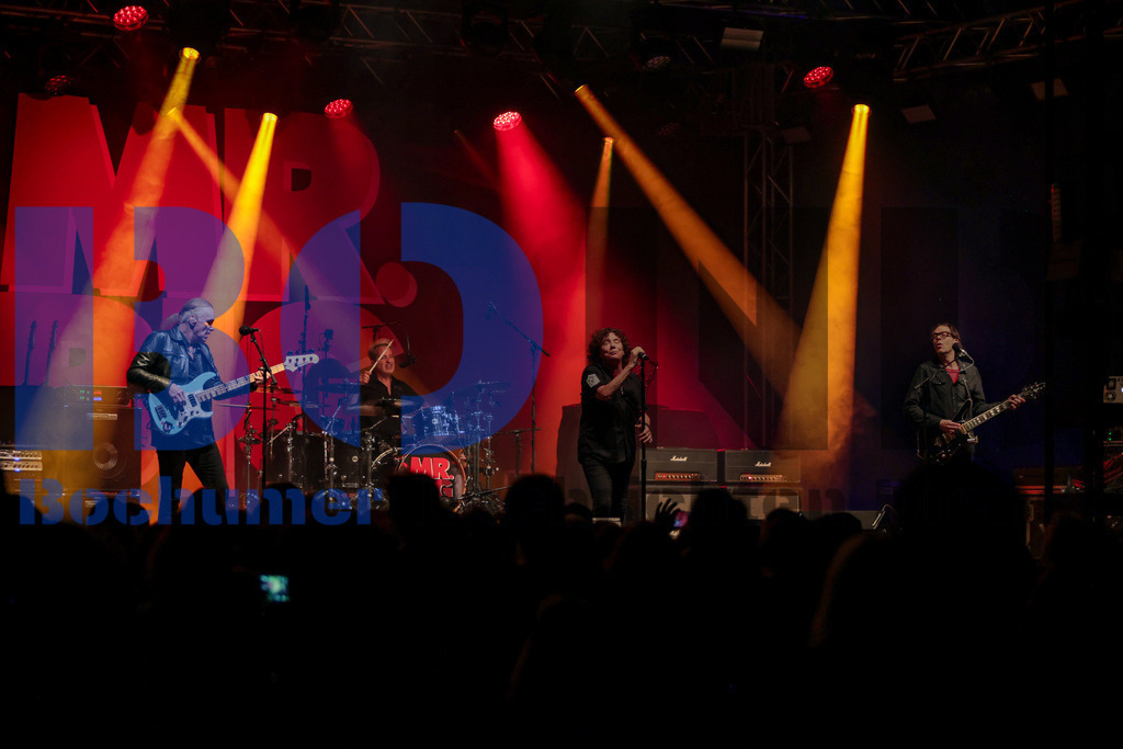 Zeltfestival Ruhr 2024 - Mr. Big  {date} -  | {headline}(Foto: Sebastian Sendlak / BOND) - Realisiert mit Pictrs.com