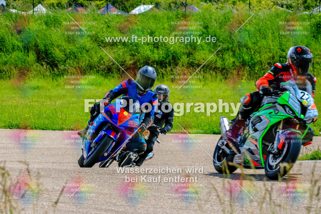 MotoTeam-0337 | Hier findet Ihr Bilder von Touristenfahrten auf der Nürburgring Nordschleife oder von anderen Veranstaltungen die ich besucht habe. Viel Spass beim Durch Schauen 