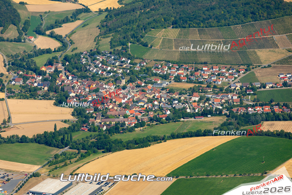 Das Luftbild zeigt : Schäftersheim Weikersheim - Die Luftaufnahme wurde 2023 vom UL-Flugzeug aus erstellt ( keine Drohne ) - Hochauflösende Luftaufnahme - Für grossformatige Ausdrucke geeignet. Die Geschenkidee !Mit Lizenz und Bildrechte bestellbar