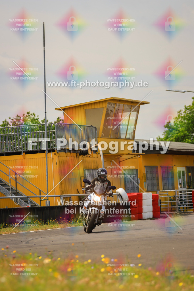 _DSK2613 | Hier findet Ihr Bilder von Touristenfahrten auf der Nürburgring Nordschleife oder von anderen Veranstaltungen die ich besucht habe. Viel Spass beim Durch Schauen 