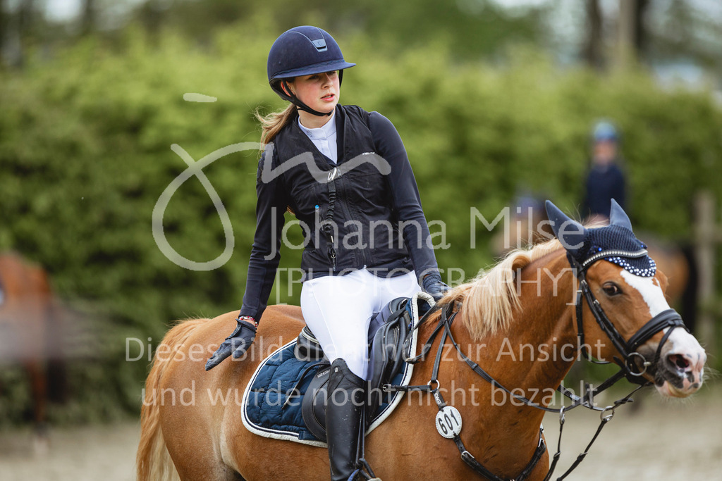 240426_Olfen-Vinnum_PonyTrophy-191 | Deine schönsten Turniermomente als professionelle Fotos! Entdecke hochwertige Pferdesport-Fotografie im Online-Shop. Jetzt Fotos finden & bestellen!