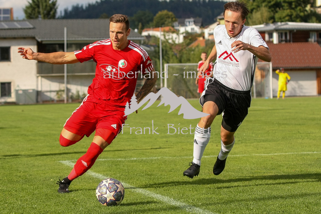 993T9304 | v.l. Denis Nikolov, #13