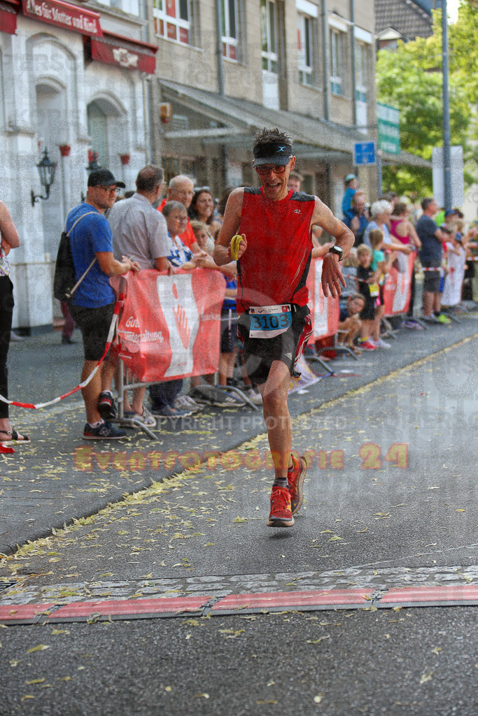 220625_1650_EX1_5178 | Sportfotografie im Rhein-Sieg Kreis, Köln, Bonn, NRW, Rheinland Pfalz, Hessen, etc. Unser Tätigkeitsfeld umfasst den Laufsport vom Volkslauf über den Marathon, Duathlon, Triathon bis zum Ultralauf wie Kölnpfad Ultra oder Schindertrail.