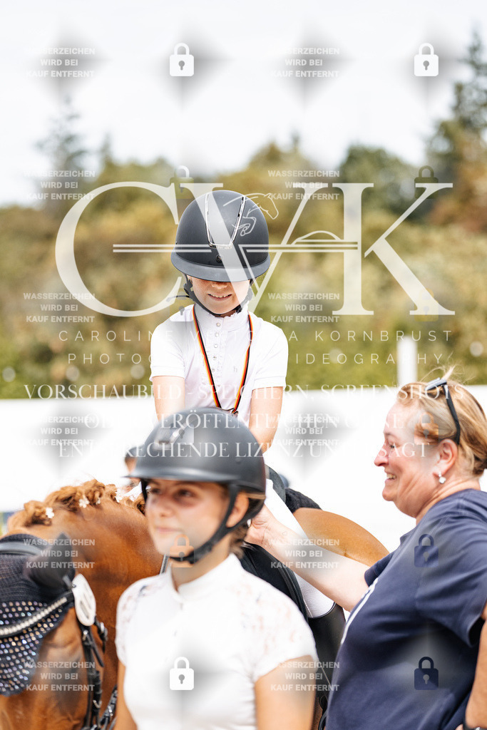 CK907012 | Turnierfotografie Pferdefotografie Trier Rheinland-Pfalz Pferdesport Reitsport Tierfotografie Sportfotografie Pferdevideo Pferdevideografie Equestrianvideography equestrianphotography  - Realisiert mit Pictrs.com