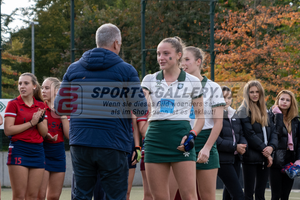 SFE_20231022_0215 | Deutsche Meisterschaft Weibliche U16 Finale Uhlenhorst Mülheim - Düsseldorfer HC am 22.10.2023 in Köln (Düsseldorfer Hockeyclub 1905 e.V.), Photo: Stephan Fehrmann 2023 (Sports-Gallery)