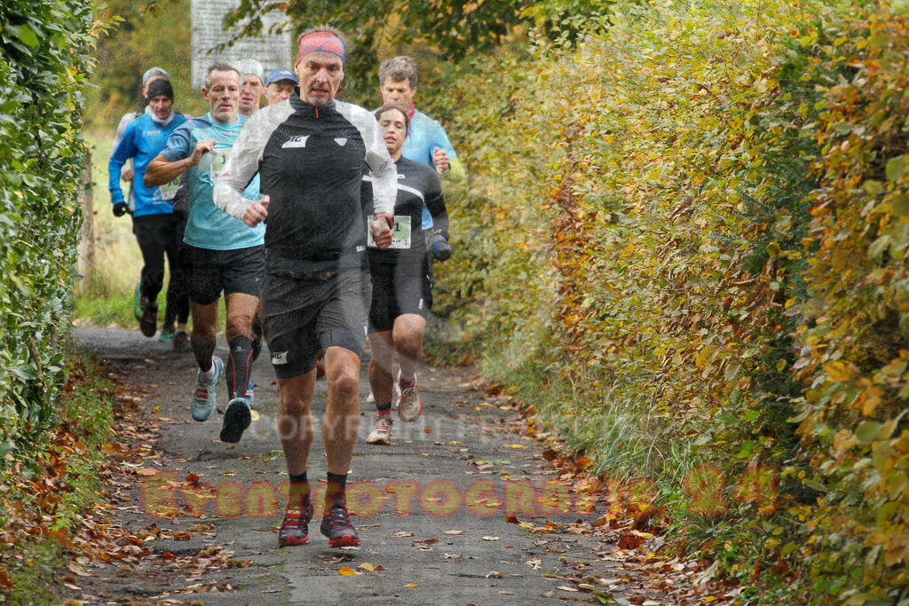 251026_1004_EV4_3931 | Sportfotografie im Rhein-Sieg Kreis, Köln, Bonn, NRW, Rheinland Pfalz, Hessen, etc. Unser Tätigkeitsfeld umfasst den Laufsport vom Volkslauf über den Marathon, Duathlon, Triathon bis zum Ultralauf wie Kölnpfad Ultra oder Schindertrail.
