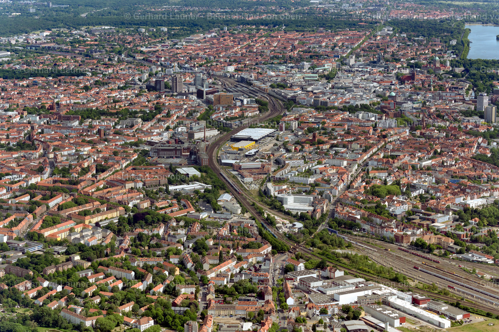 4030899 | HANNOVER 02.06.2020 Oststadt in Hannover im Bundesland Niedersachsen, Deutschland. // Est Town in Hannover in the state Lower Saxony, Germany. Foto: Gerhard Launer