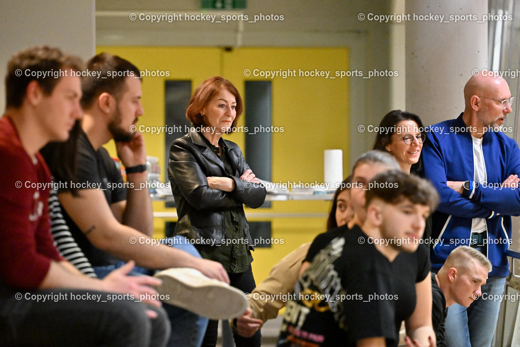 ASKÖ Volley Eagles Villach vs. TI- Schu Staudinger Volley 22.3.2024 | Besucher Ballspielhalle Villach Lind, ASKÖ Eagles Villach Fans, ASKÖ Volley Eagles Villach vs. TI- Schu Staudinger Volley 22.3.2024, ASKÖ Volley Eagles Villach vs. TI- Schu Staudinger Volley am 22.03.2024 in Villach (Ballspielhalle Lind), Austria, (Photo by Bernd Stefan)