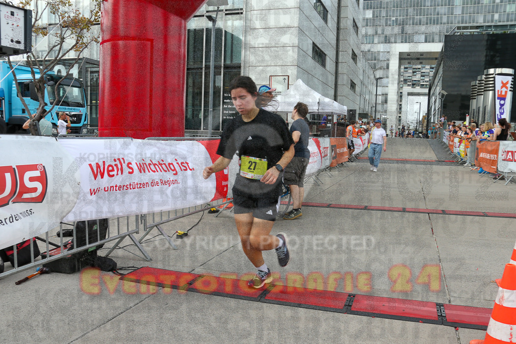 250920_1530_EX1_9730 | Sportfotografie im Rhein-Sieg Kreis, Köln, Bonn, NRW, Rheinland Pfalz, Hessen, etc. Unser Tätigkeitsfeld umfasst den Laufsport vom Volkslauf über den Marathon, Duathlon, Triathon bis zum Ultralauf wie Kölnpfad Ultra oder Schindertrail.