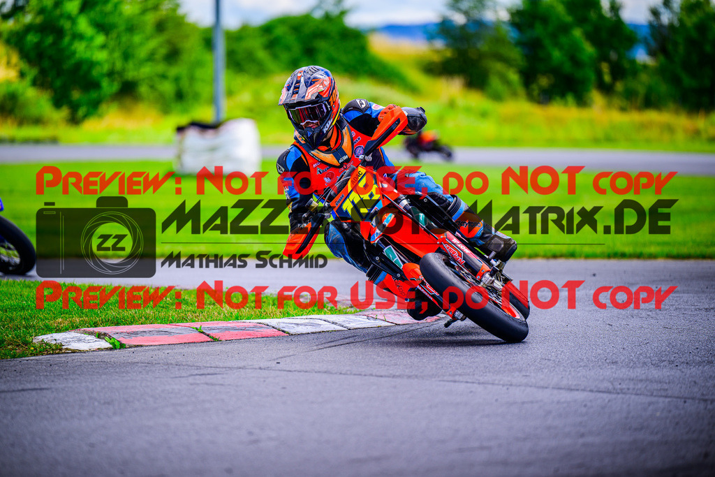 MaZZes_FotoMatrix_240713_6021986_7846 | S2