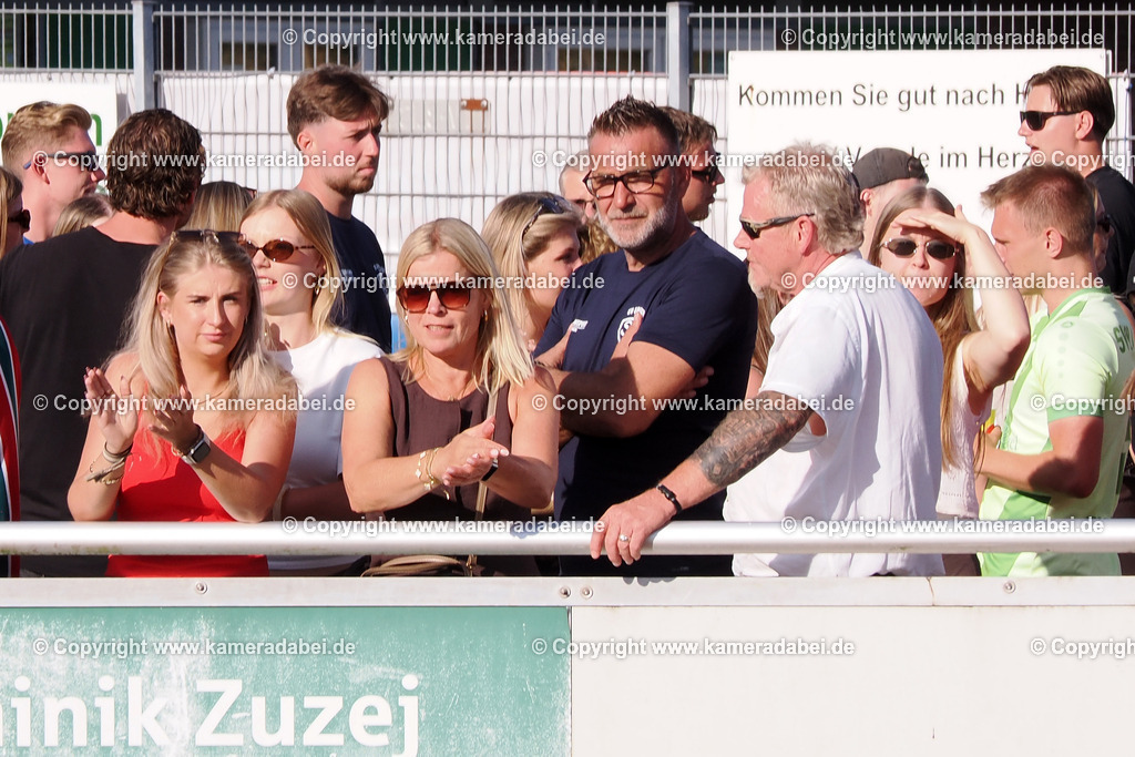 Fußball : Voerder Stadtmeisterschaft am 01.08.2026 auf der Anlage des TV Voerde mit SV 08/29 Friedrichsfeld, SV Spellen und dem TV Voerde. Der STV Hünxe vervollständigt als 4. Mannschaft das Turnier. | Fußball : Voerder Stadtmeisterschaft am 01.08.2026 auf der Anlage des TV Voerde mit SV 08/29 Friedrichsfeld, SV Spellen und dem TV Voerde. Der STV Hünxe vervollständigt als 4. Mannschaft das Turnier. - Realisiert mit Pictrs.com