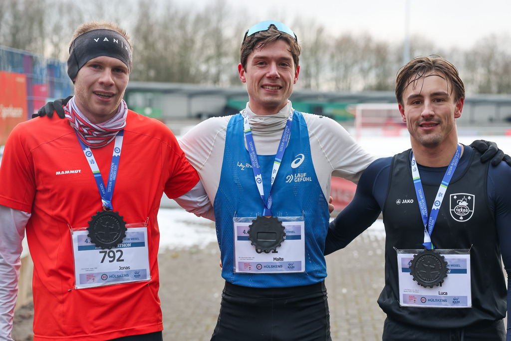 top-top.de-20260104-218 | Foto, Video, Fotografie, Videografie, Fotobox, DJ, Discjockey, Musik, Musikbox, Veranstaltung, Photobooth, Amazon, Ebay, Buchtipp, Bestseller, Autor, Verlag, Buch, Wesel, Hamminkeln, NRW, Dinslaken, Rees, Drohne, Hochzeit, Party, Fotobox, Wesel, Fotograf