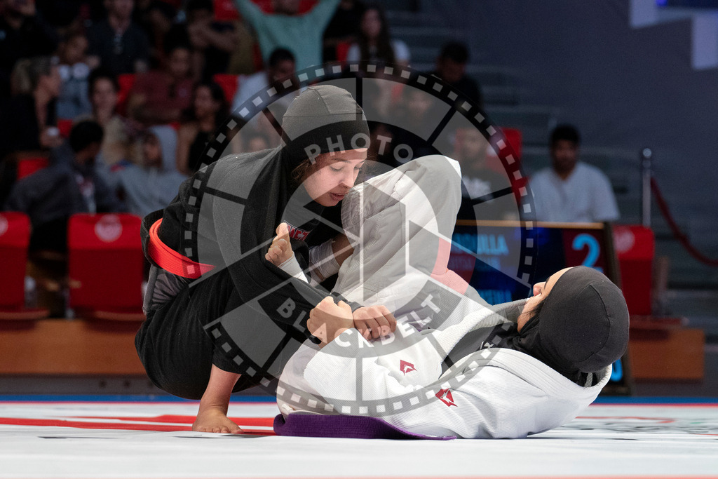 20231108PBB1190 | Fighters compete during the AJP World Professional Championship in the Mubadala Arena in Abu Dhabi, Arab United Emirates, on November 8, 2023.