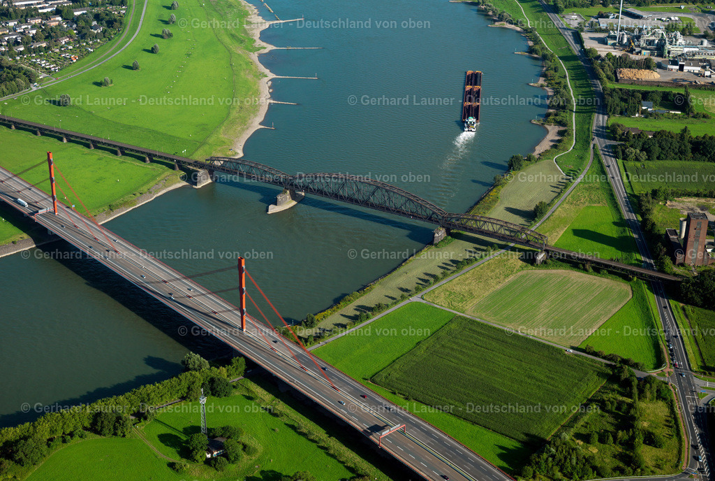 2996084 | Duisburg, Rheinbrücken