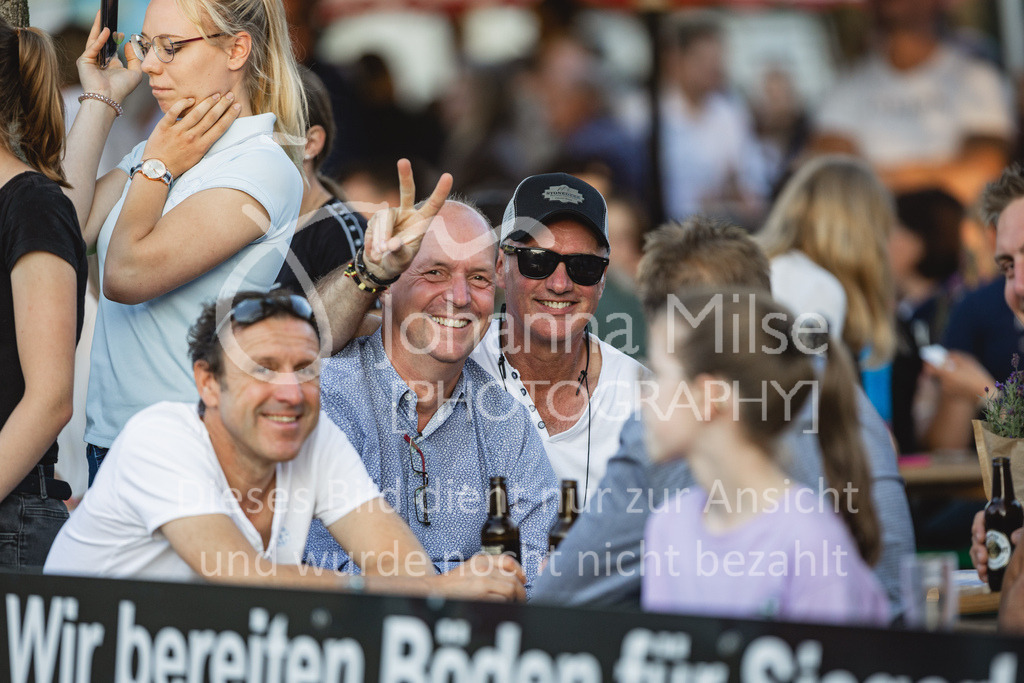 230826_Delbrueck_S1-Spr_Impressionen-978 | Deine schönsten Turniermomente als professionelle Fotos! Entdecke hochwertige Pferdesport-Fotografie im Online-Shop. Jetzt Fotos finden & bestellen!