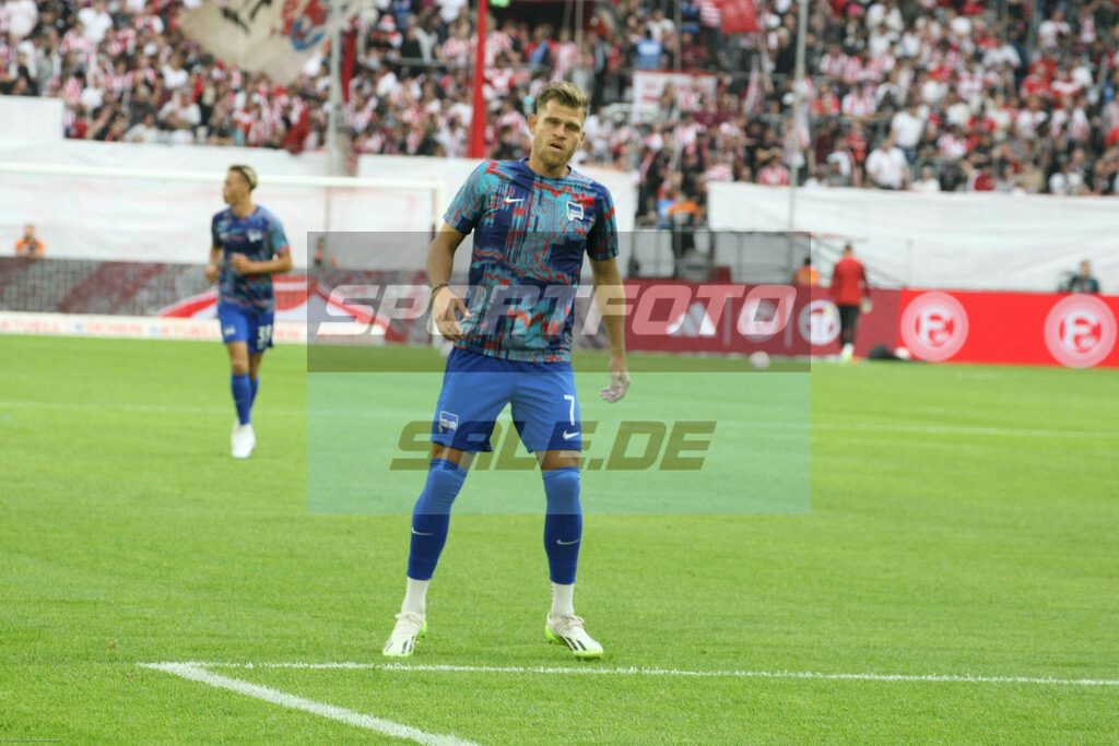 Fortuna Düsseldorf - Hertha BSC | Florian Niederlechner - © Sportfoto-Sale (MK) - Realisiert mit Pictrs.com