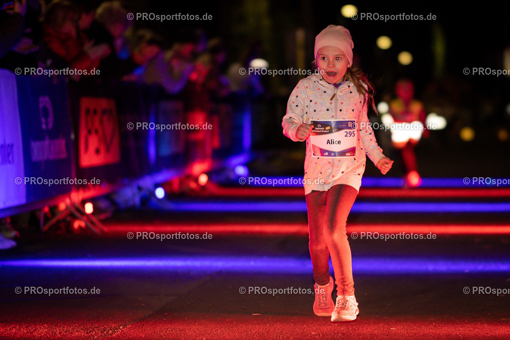Computacenter Martinslauf Sindorf 2022 in Kerpen-Sindorf, 10.11.2022 | Impressionen vom Computacenter Martinslauf Sindorf 2022 am 10.11.2022 in Kerpen-Sindorf (Nordrhein-Westfalen).