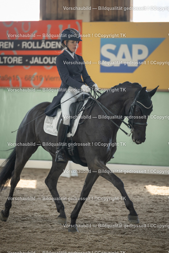 _D5A1121 | Emotionale Pferde- & People-Fotografie rund um Heidelberg, Leimen & Umgebung. Natürliche Fotos von Pferd, Mensch & Familie. Jetzt Termin sichern!