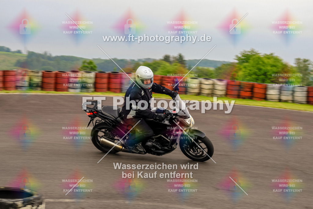 OBK-5558 | Hier findet Ihr Bilder von Touristenfahrten auf der Nürburgring Nordschleife oder von anderen Veranstaltungen die ich besucht habe. Viel Spass beim Durch Schauen 