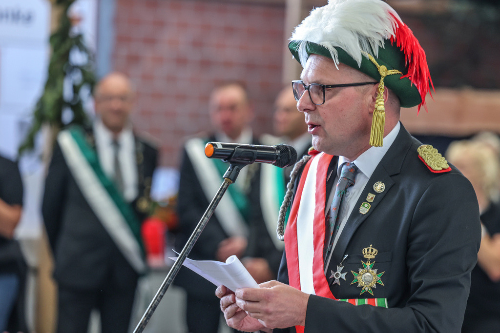 top-top.de 20240705-035 | Foto, Video, Fotografie, Videografie, Fotobox, DJ, Discjockey, Musik, Musikbox, Veranstaltung, Photobooth, Amazon, Ebay, Buchtipp, Bestseller, Autor, Verlag, Buch, Wesel, Hamminkeln, NRW, Dinslaken, Rees, Drohne, Hochzeit, Party, Fotobox, Wesel, Fotograf