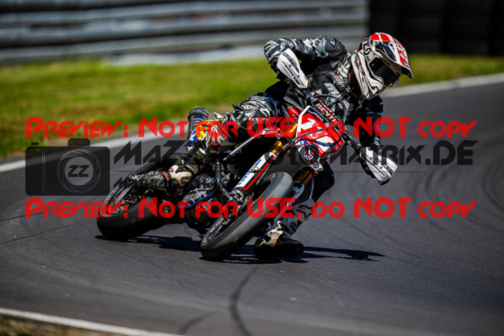 MaZZes_FotoMatrix_220702_8500 | S2