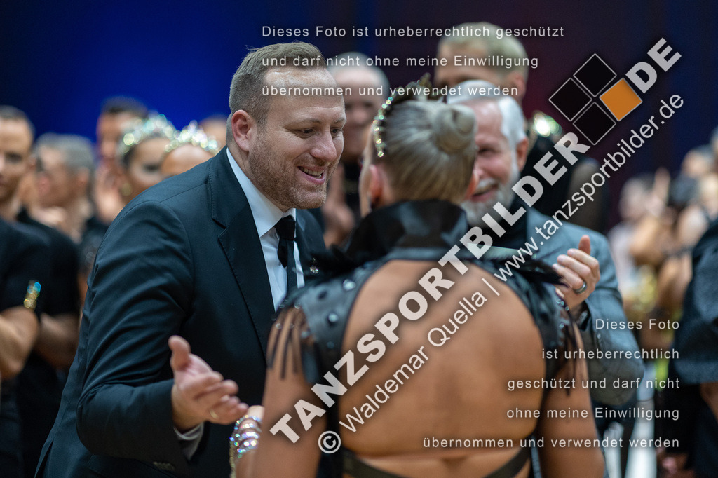 20230114-14661 | Hier finden Sie Tanz Bilder vom Latein und Standard Formationen tanzen. Sportbilder vom Tanzsport. Schöne Fotos und von Weltmeisterschaft, Europameisterschaft, Bundesliga, Regionalliga, Oberliga und Landesliga sowie von GOC Stuttgart, DanceComp, WM Bremen