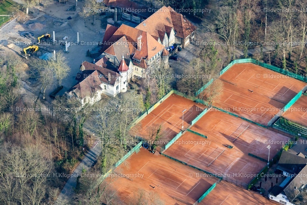Luftbild Krefeld-8168 | Luftbildfotografie Gebäude der Freiluft- Gaststätte Stadtwaldhaus Krefeld an der Hüttenallee in Krefeld im Bundesland Nordrhein-Westfalen, Deutschland - Realisiert mit Pictrs.com