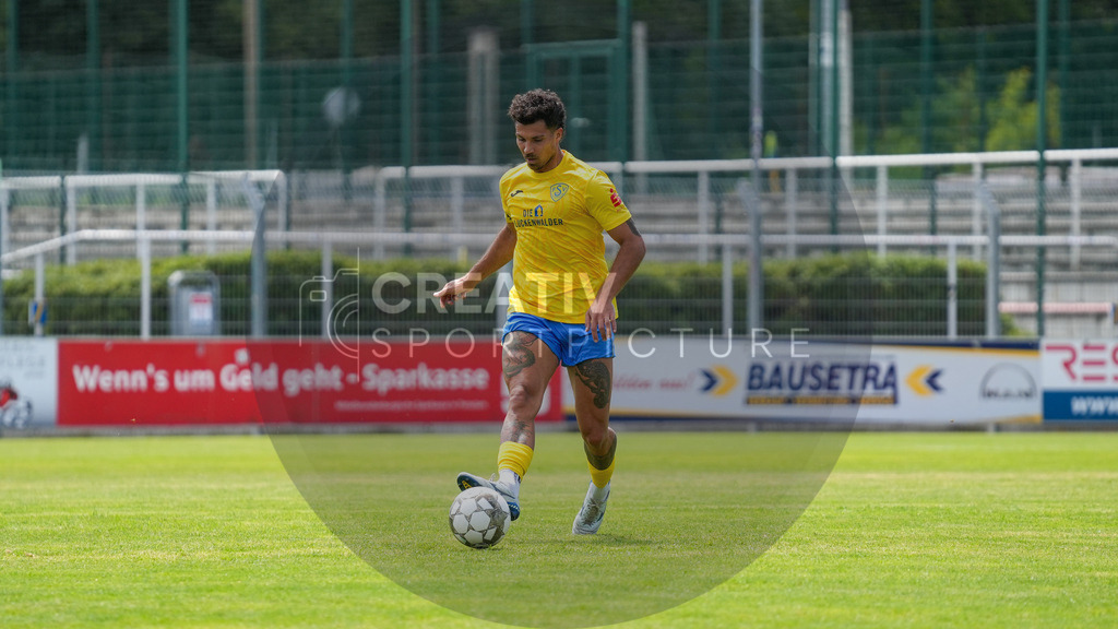 Fußball, Herren, Saison 2025/2026, 3. Luckenwalder Turmpokal, Werner-Seelenbinder-Stadion Luckenwalde, Spiel: FSV 63 Luckenwalde vs. F.C. Hansa Rostock U19,  | Fußball, Herren, Saison 2025/2026, 3. Luckenwalder Turmpokal, Werner-Seelenbinder-Stadion Luckenwalde, Spiel: FSV 63 Luckenwalde vs. F.C. Hansa Rostock U19,  Im Bild: Andreas Pollasch (Luckenwalde) - Realisiert mit Pictrs.com