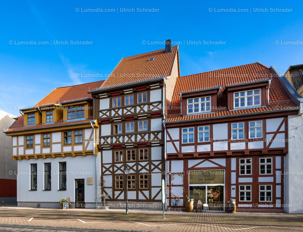 10049-12543 - Zur Sonne _ Halberstadt | Stockfoto und Bilderpool mit Bildmaterial aus Deutschland, dem Harz, Halberstadt, Quedlinburg, Wernigerode und weltweit. Qualitativ hochwertige und professionelle Fotos anschauen und kaufen. - Realisiert mit Pictrs.com