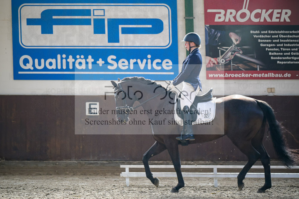 Reitturnier Voxtrup | Entdecke hochwertige Reitturnierfotos von Foto Oger. Professionell, emotional und authentisch – jetzt Lieblingsmomente im Shop bestellen.Deutschlandweite Turnierfotografie. - Realized with Pictrs.com