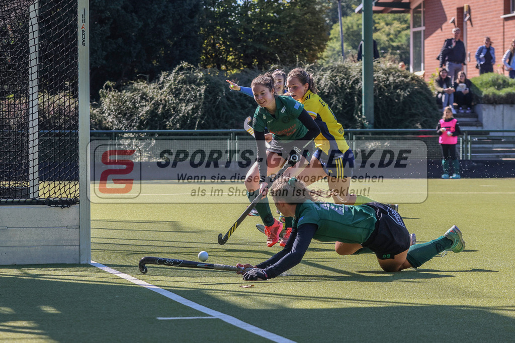 Raffelberg-Braunschweig-47 | Giulia Funkel (Club Raffelberg #23), Club Raffelberg - Eintracht Braunschweig am 17.9.2022 in der Hockeyanlage Club Raffelberg, Duisburg