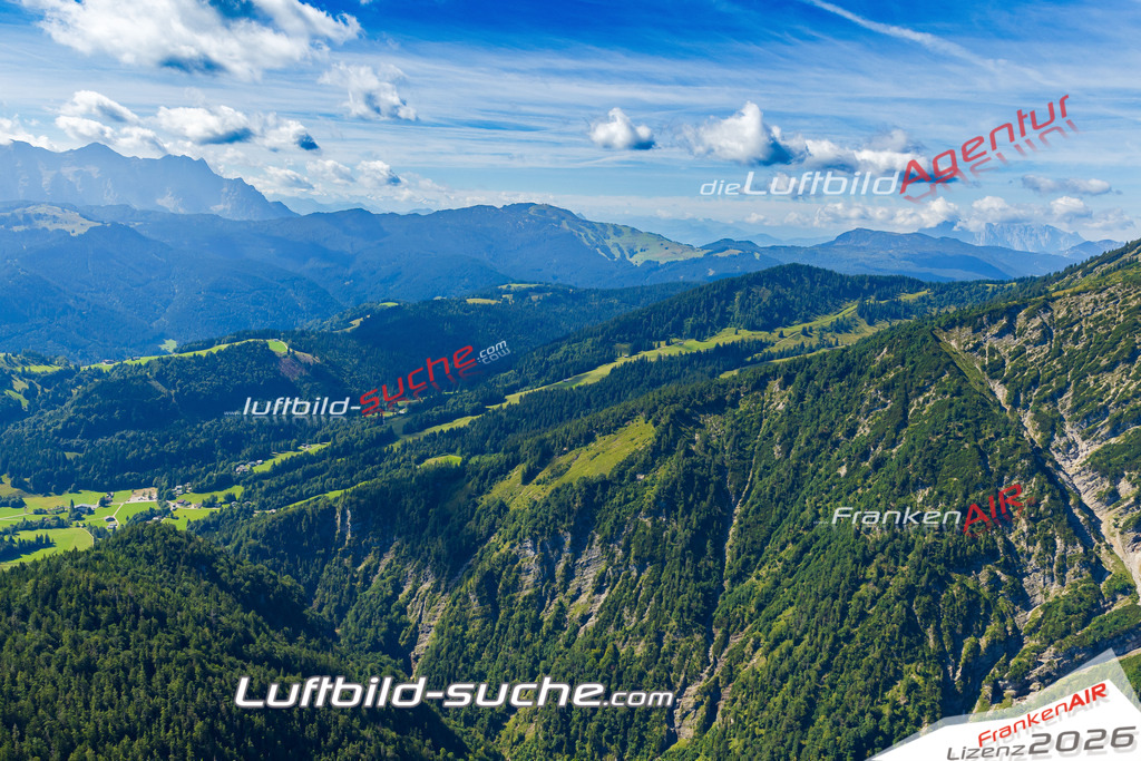 Luftaufnahme von Unken - Die Luftaufnahme wurde 2025 vom UL-Flugzeug heraus erstellt ( keine Drohne ) - Hochauflösende Luftaufnahme - für professionelle Ausdrucke geeignet. Die Geschenkidee !Mit Lizenz und Bildrechte bestellbar