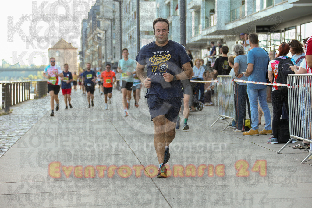 250920_1447_EX1_7586 | Sportfotografie im Rhein-Sieg Kreis, Köln, Bonn, NRW, Rheinland Pfalz, Hessen, etc. Unser Tätigkeitsfeld umfasst den Laufsport vom Volkslauf über den Marathon, Duathlon, Triathon bis zum Ultralauf wie Kölnpfad Ultra oder Schindertrail.