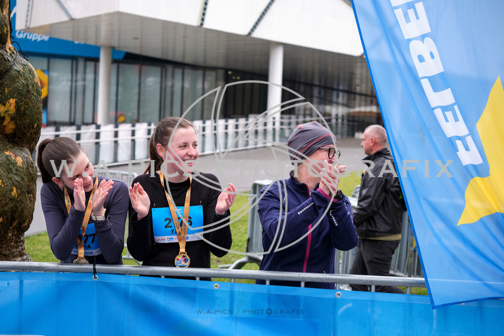 ..... | AUSTRIA, Wels, 30.03.25, ALOHA Wels Halbmarathon, Image Shows: , Foto: Wapics/RING M.