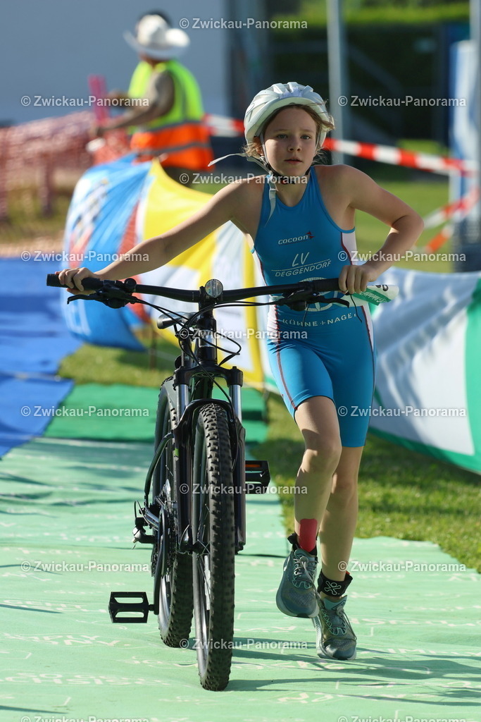 Tag 1 Rad Klein-076 | Urban. Natur. Panorama. Luftbild. 
Der Bildershop für aufregende Perspektiven!
Für Deko, Wandbild und Kalender!
Wir bringen LED-Bilder zum Leuchten!
