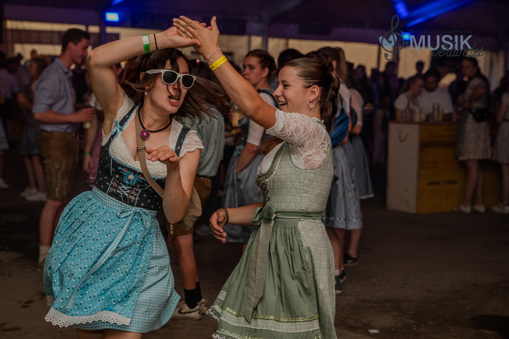 DSC_3637 | "Fussifoto.com – Ihr Ansprechpartner für hochwertige Fotografie! Entdecken Sie kreative Bilder und professionelle Dienstleistungen. Kontaktieren Sie uns für Ihre Projekte!"