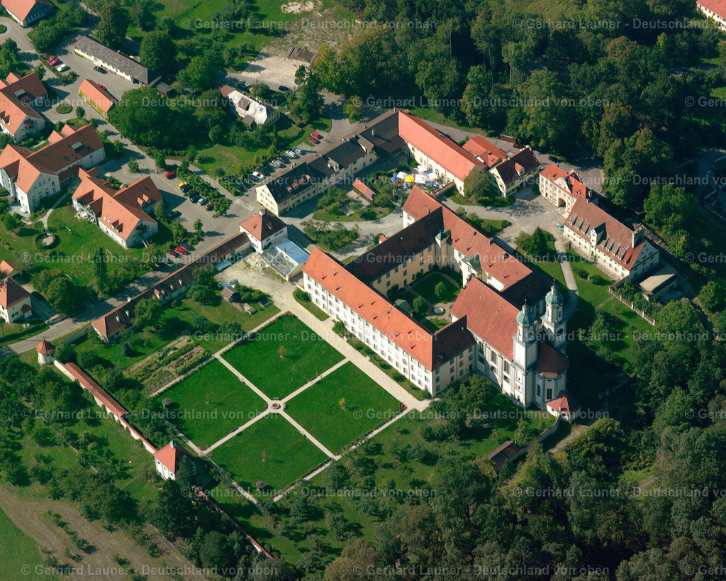 2403265 | Kloster Holzen