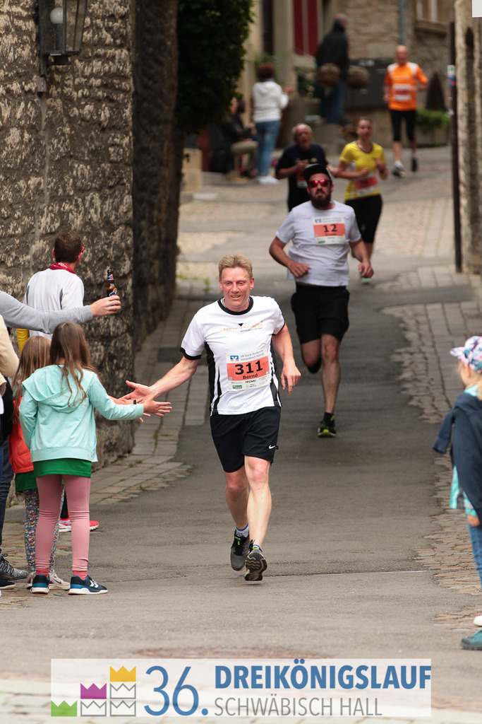 VR Bank Hauptlauf 10km | 3königslauf 2022 VR Bank Hauptlauf - Realisiert mit Pictrs.com