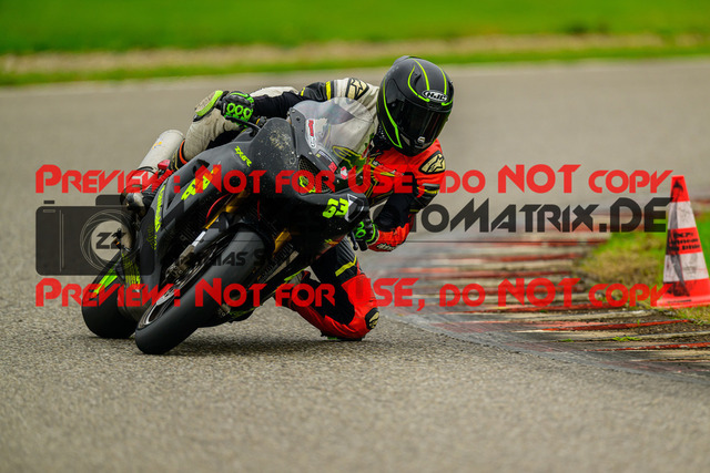 MaZZes_Fotomatrix_20241003_6007705_1995 | ROT