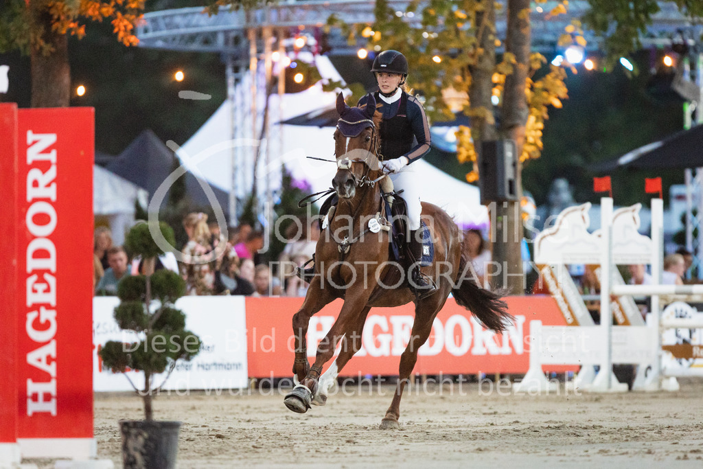 220825_Delbrueck_A1-Mannschaft-370 | Deine schönsten Turniermomente als professionelle Fotos! Entdecke hochwertige Pferdesport-Fotografie im Online-Shop. Jetzt Fotos finden & bestellen!