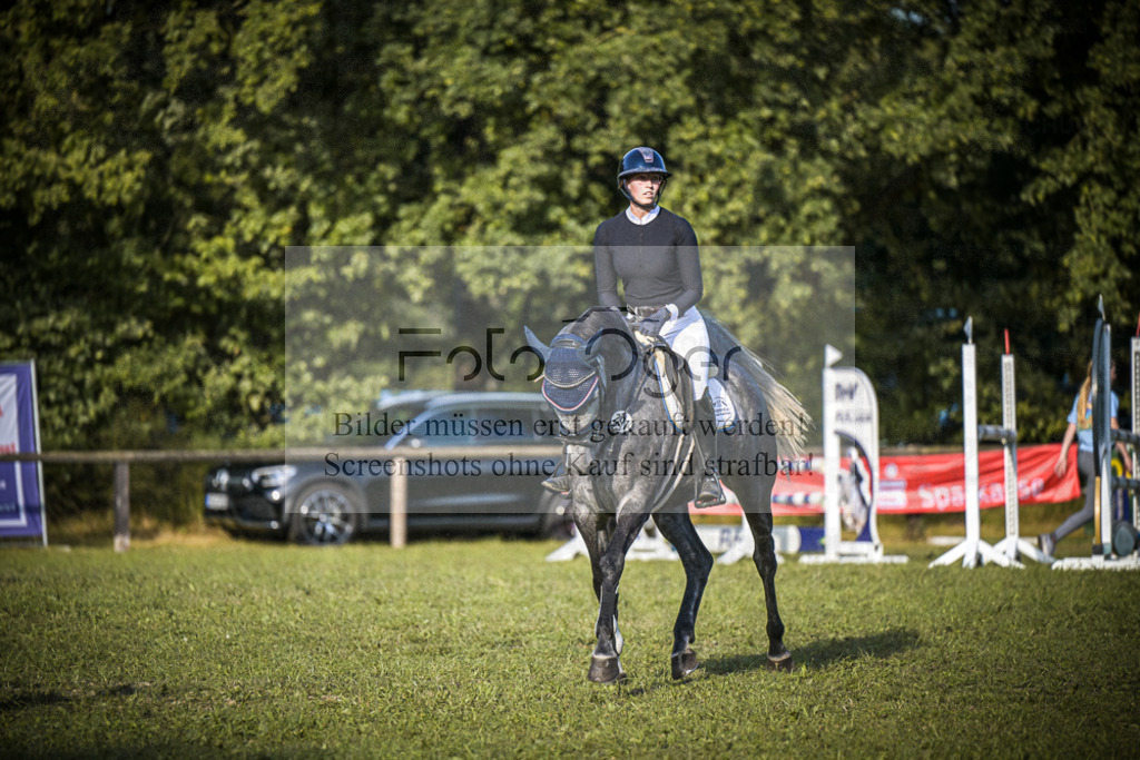 DOS_0785 | Entdecke hochwertige Reitturnierfotos von Foto Oger. Professionell, emotional und authentisch – jetzt Lieblingsmomente im Shop bestellen.Deutschlandweite Turnierfotografie. - Realisiert mit Pictrs.com